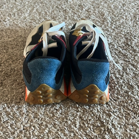 New Balance 327 (Size 1) - Picture 3 of 4